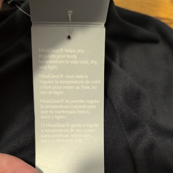 Under Armour Men's Black Short Sleeve Loose Tech Tee Heat Gear Size XL - Picture 5 of 7